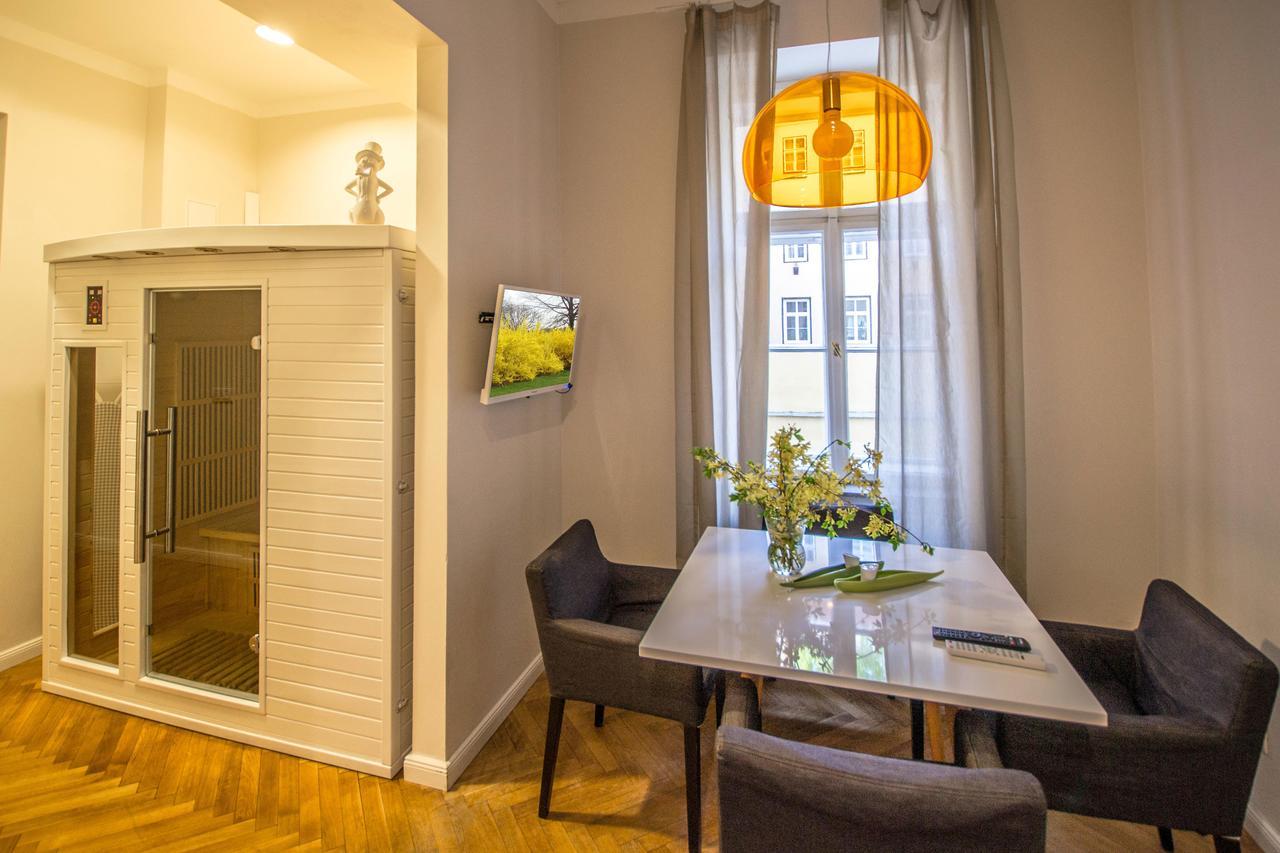 Vojtesska Apartment By Ruterra ปราก ภายนอก รูปภาพ